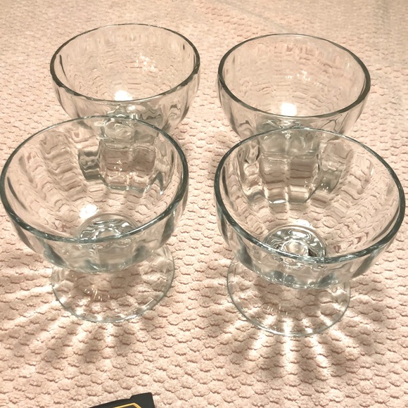 Vintage Libbey Glass Ice Cream Bowl Fruit Dessert Pedestal Footed Clear Set of 2 - Picture 1 of 2